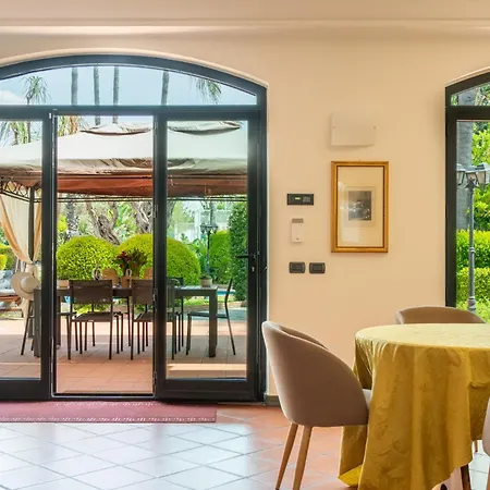 Gialla - Private Padel Court